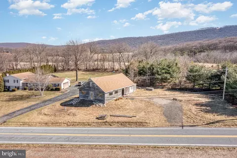543 Mountain House Rd, Halifax, PA 17032