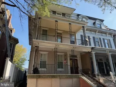 1330 Derry St, Harrisburg, PA 17104