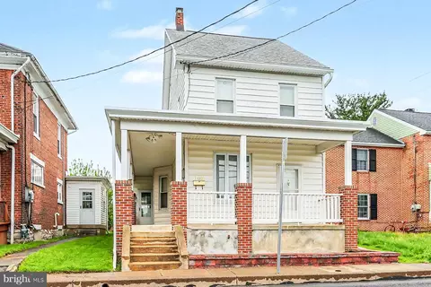 686 Highland St, Harrisburg, PA 17113