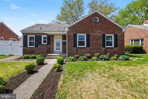 3512 N 6th St, Harrisburg, PA 17110