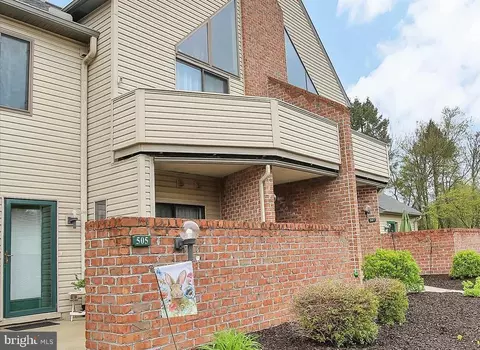 505 Cherrington Dr, Harrisburg, PA 17110