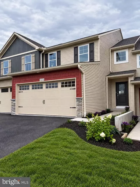 7272 White Oak Blvd, Harrisburg, PA 17112