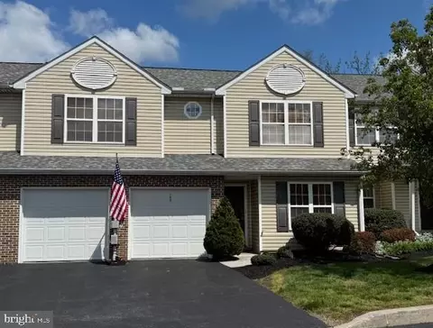 153 Peregrine Ln, Hummelstown, PA 17036