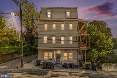 221 N 2nd St, Steelton, PA 17113