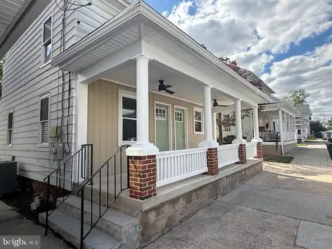 416 Penn St, Middletown, PA 17057