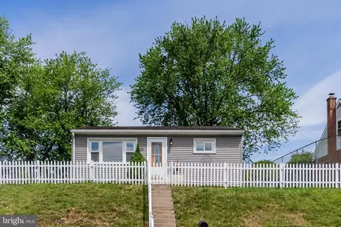 1231 E Caracas Ave, Hershey, PA 17033