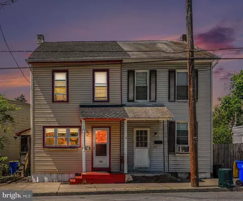 255 N Pine St, Middletown, PA 17057