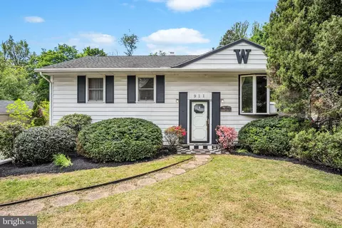 911 S Progress Ave, Harrisburg, PA 17111