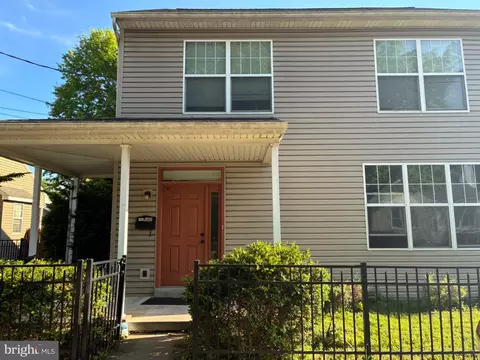 415 Market St, Highspire, PA 17034