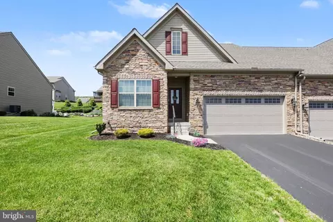 4322 Ashdon Dr, Harrisburg, PA 17112