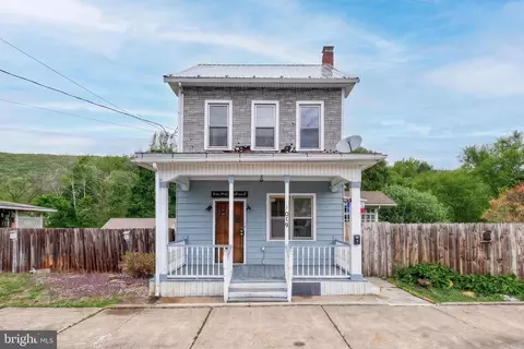 619 North St, Lykens, PA 17048