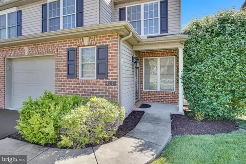 411 Northstar Dr, Harrisburg, PA 17112