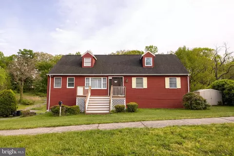 3737 Canterbury Rd, Harrisburg, PA 17109
