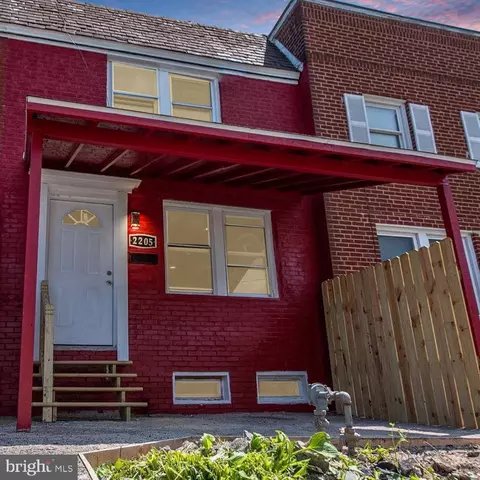 2205 Kensington St, Harrisburg, PA 17104