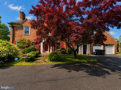 2316 Midland Rd, Harrisburg, PA 17104