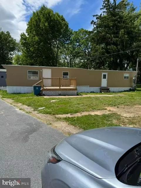20 George Dr, Middletown, PA 17057