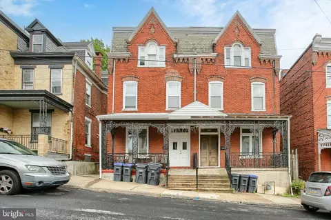 354 Locust St, Steelton, PA 17113