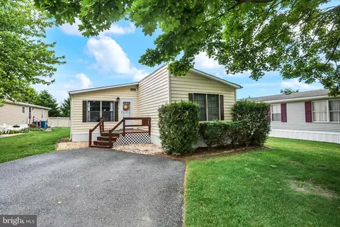 10 Meadow Run Pl, Harrisburg, PA 17112