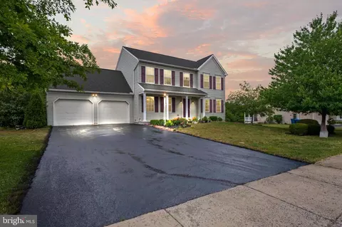 7777 Manada Creek Dr, Harrisburg, PA 17112