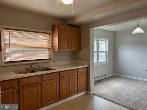 4331 N 6th St, Harrisburg, PA 17110
