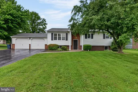 1770 Oberlin Rd, Middletown, PA 17057