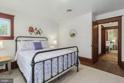Bedroom - 163 E Derry Rd, Hershey, PA 17033 photo 1 of 7