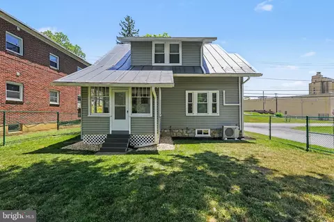 Exterior - 163 E Derry Rd, Hershey, PA 17033 photo 6 of 9