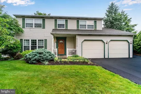 4624 Laurel Ridge Dr, Harrisburg, PA 17110