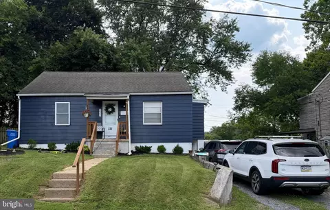 232 S Harrisburg St, Harrisburg, PA 17113