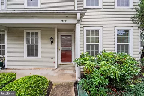 1918 Wexford Rd, Palmyra, PA 17078