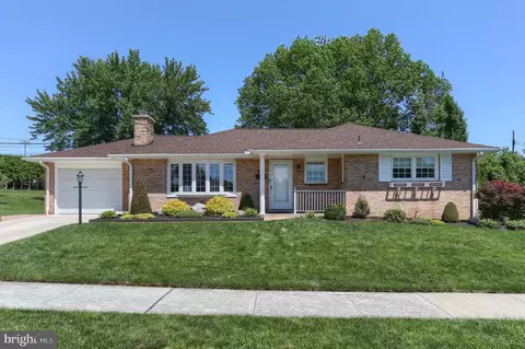 421 Berryhill Rd, Harrisburg, PA 17109
