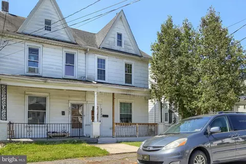 2745 Boas St, Harrisburg, PA 17103