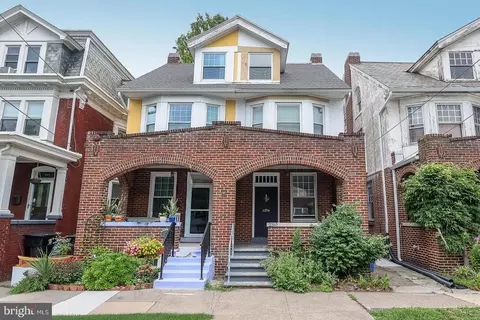 230 Seneca St, Harrisburg, PA 17110