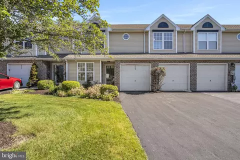 6443 Terrace Ct, Harrisburg, PA 17111