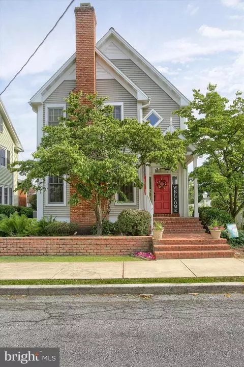 535 W High St, Hummelstown, PA 17036