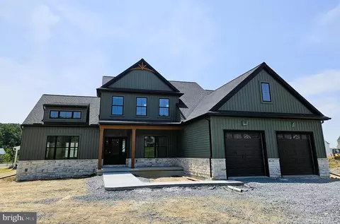 109 Elena Dr, Harrisburg, PA 17112