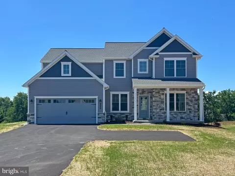 118 Foxglove Dr, Middletown, PA 17057