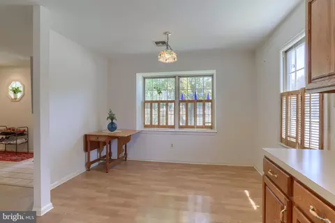 Dining - 240 Crescent, Hershey, PA 17033 photo 1 of 5