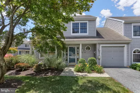 240 Crescent #240, Hershey, PA 17033