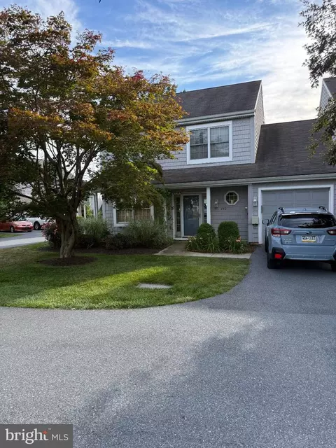 240 Crescent #240, Hershey, PA 17033