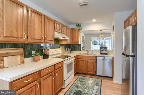 Kitchen - 240 Crescent, Hershey, PA 17033 photo 2 of 4
