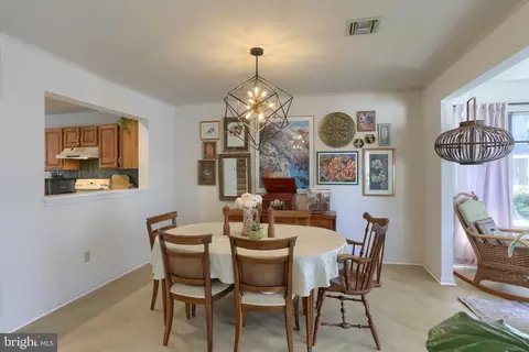 Dining - 240 Crescent, Hershey, PA 17033 photo 3 of 5