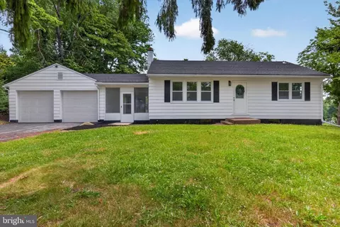 550 S 60th St, Harrisburg, PA 17111