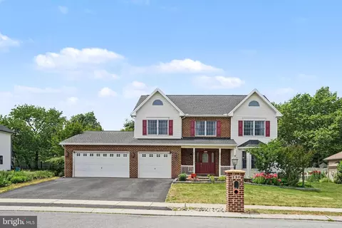 130 Koch Ln, Harrisburg, PA 17112