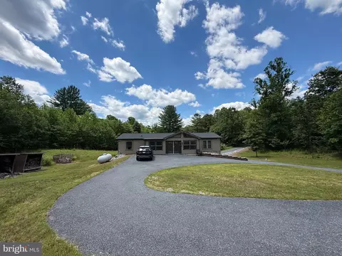 2320 Fishing Creek Valley Rd, Harrisburg, PA 17112