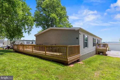 28 A Oak Knoll Est, Elizabethtown, PA 17022