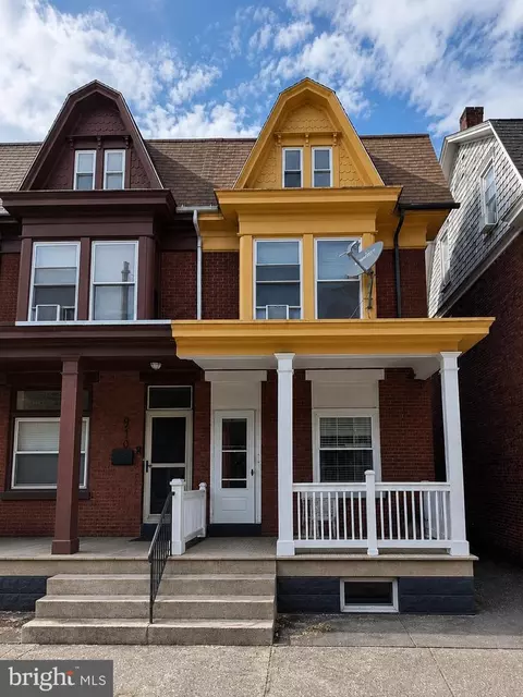1912 Chestnut St, Harrisburg, PA 17104