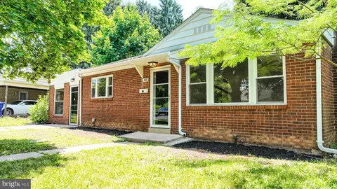 408 Clinton Rd, Harrisburg, PA 17109
