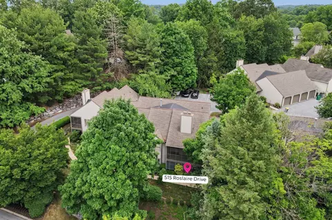 515 Roslaire Dr, Hummelstown, PA 17036