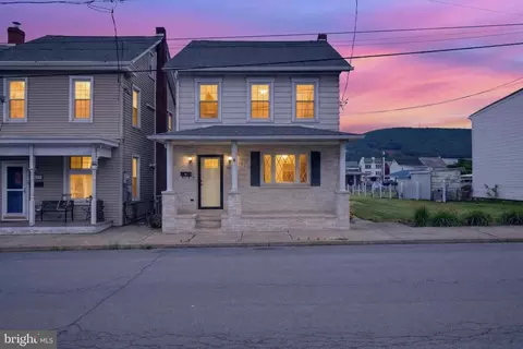 533 S 2nd St, Lykens, PA 17048